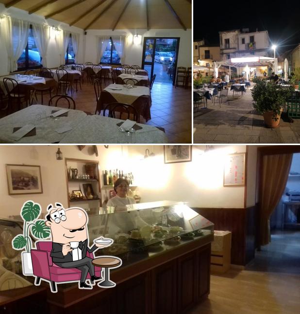 Siediti a un tavolo di Cantina Ru Ranco