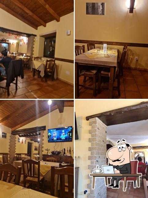 Siediti a un tavolo di Vecchia Corte