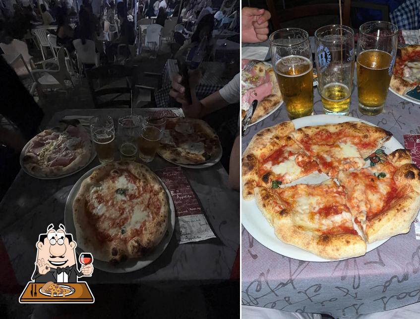 Scegli una pizza a Pizzeria 'A CHIAZZA dal Gattone