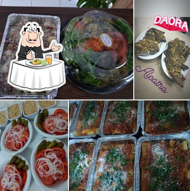 Comida em Assados Vermelho