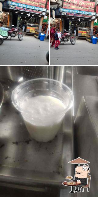 Bhola Sweet Shop
