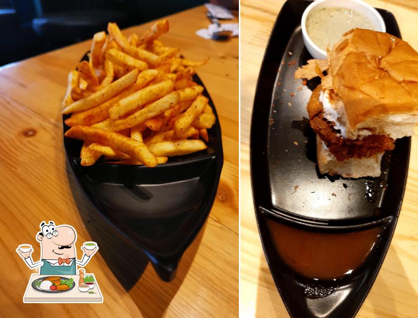 Food at D'Dose Caffé