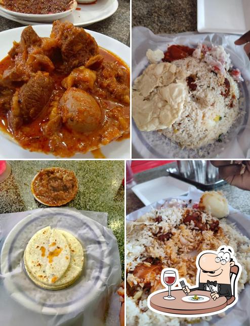 Shameeja Fast Food - Puttum Muttonum pallimukku