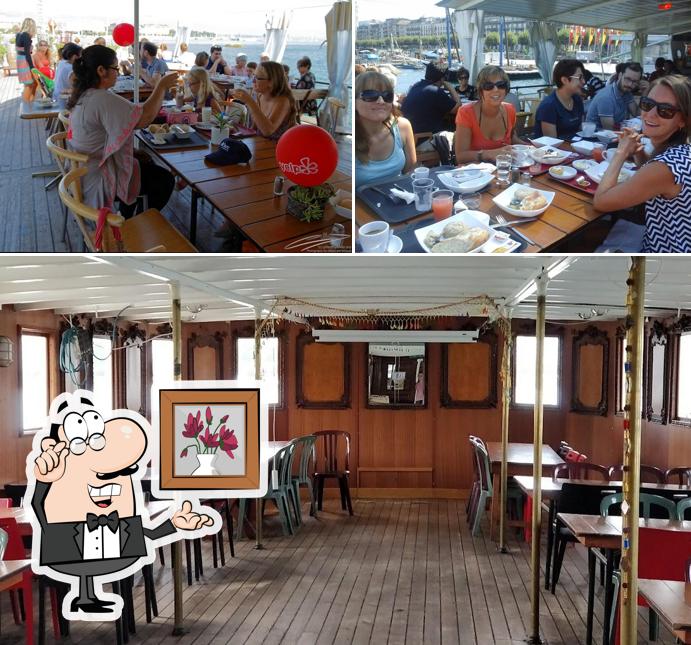 Siediti a un tavolo di Bateau Genève