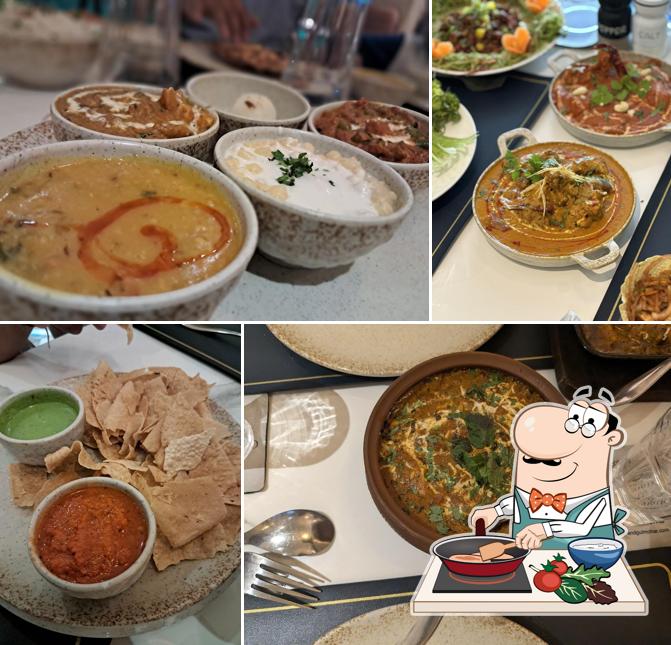Chicken curry at Gulmohar Dhaba