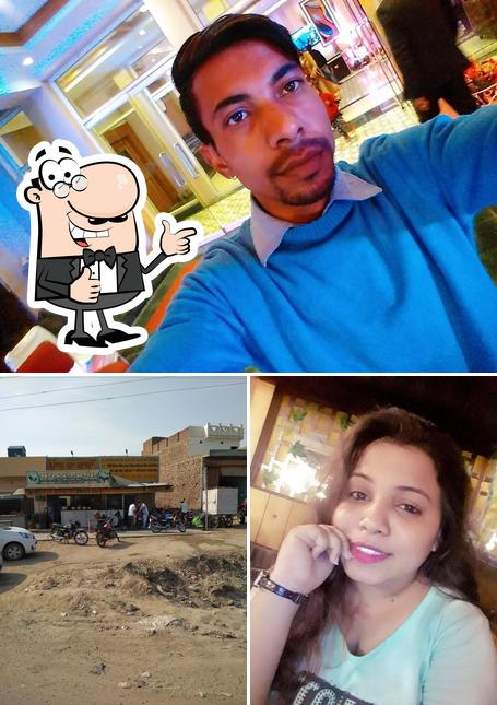 Look at this pic of Pal Da Dhaba