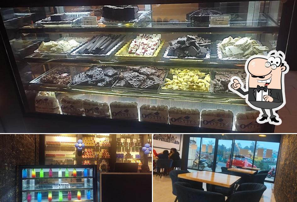 The interior of CAFE COZY CUP
