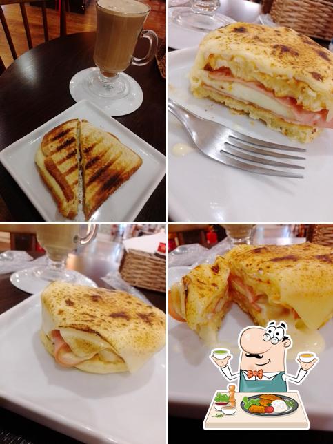 Comida em Cafeteria Cheirin Bão Shopping Total