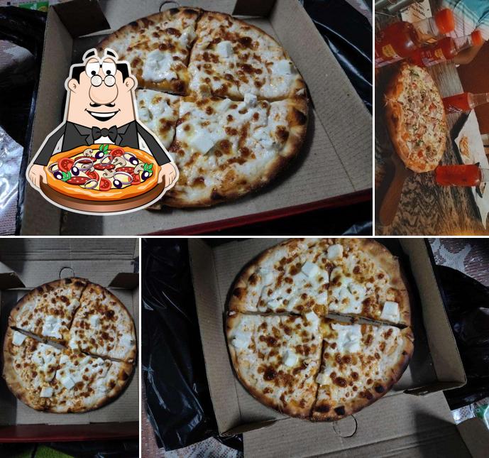 At Food junction let's chill with pizza, you can enjoy pizza