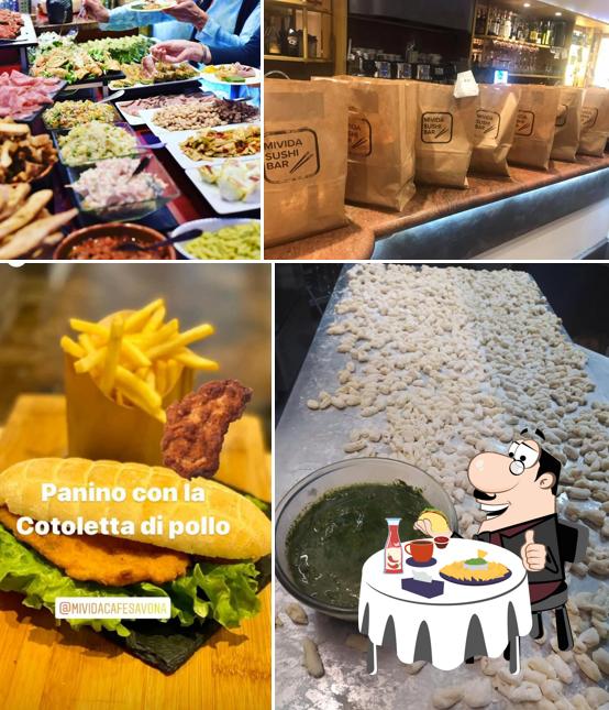 Ordina un hamburger a Mivida Cafè