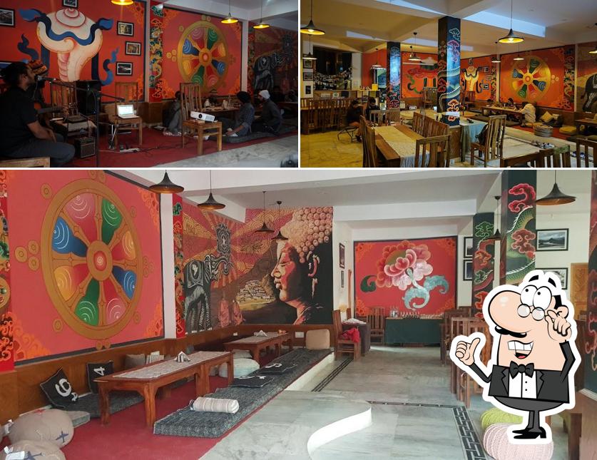 The interior of Cafe Zomsa Kaza The interior of Cafe Zomsa Kaza