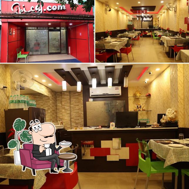 Check out how Spicy looks inside