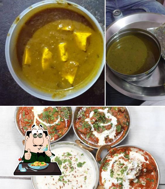 Food at Sardarji Da Dhaba