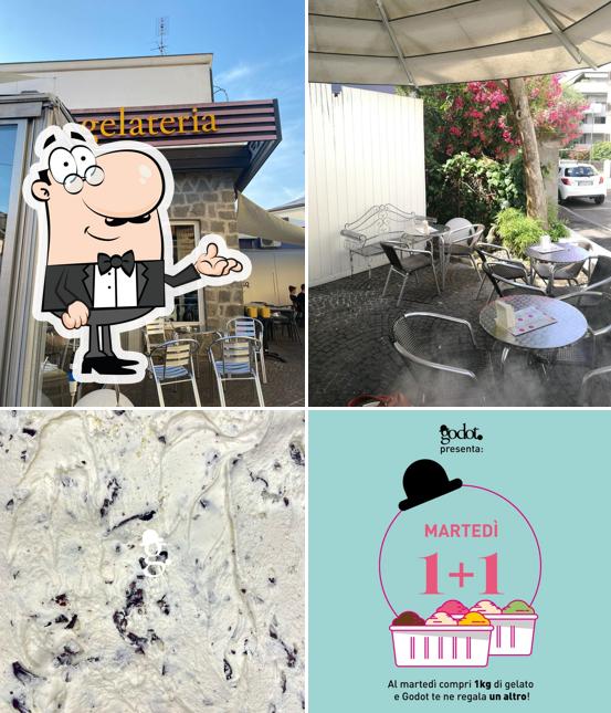 Siediti a un tavolo di Gelateria Godot