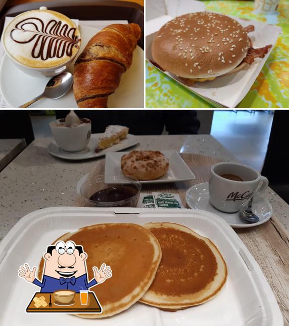 Cibo al McDonald's Aosta