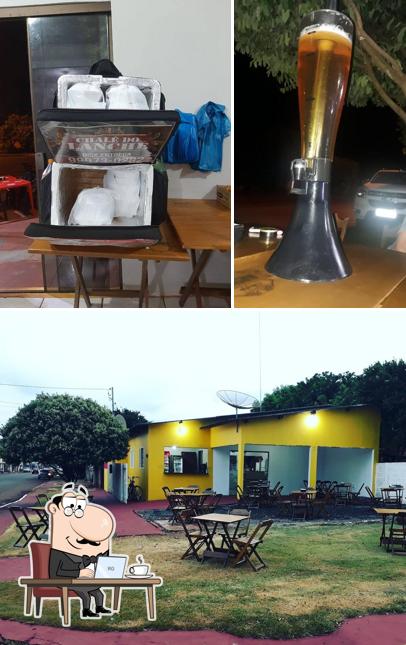 Entre diversos coisas, interior e cerveja podem ser encontrados no CHALE