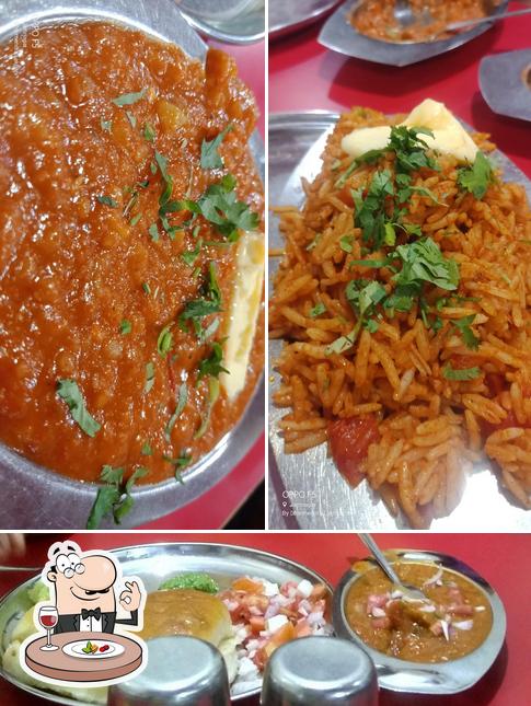 Food at Trishali Pavbhaji