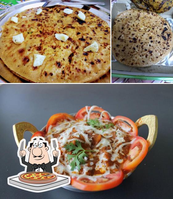 Get pizza at Foodoo