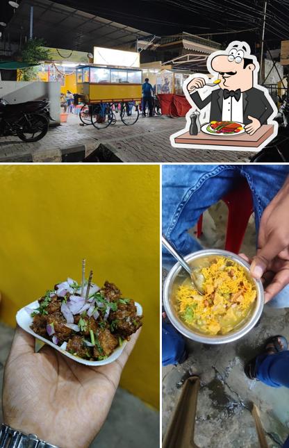 The photo of Ravi Chats’s food and exterior