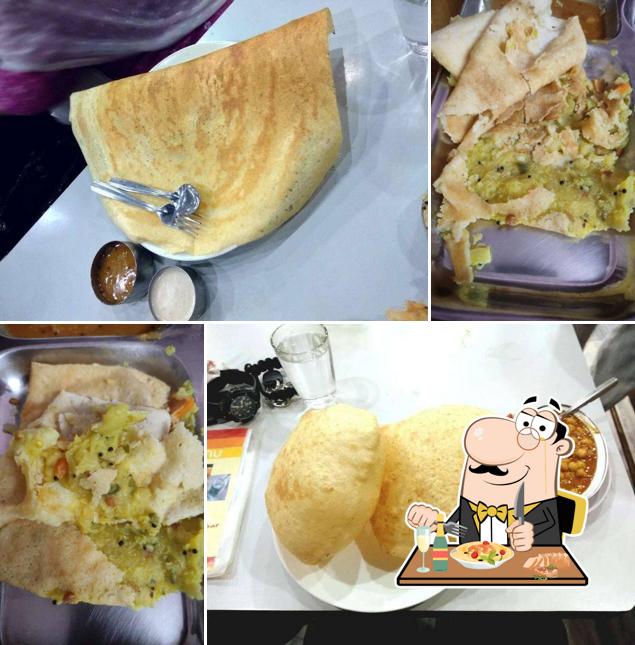 Food at Basant Vihar