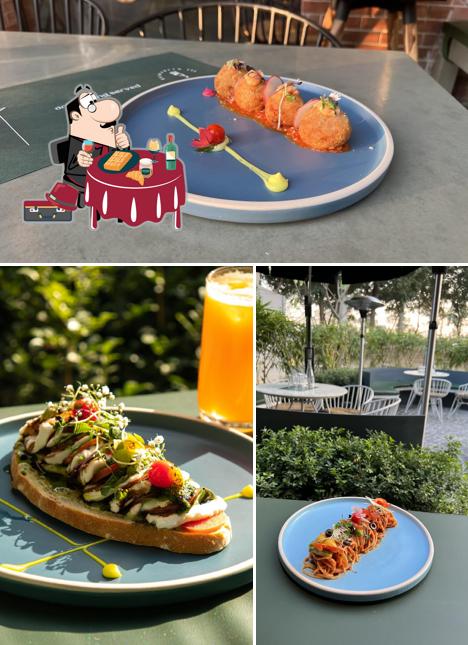 Waffles at Cafe Elizabeth III