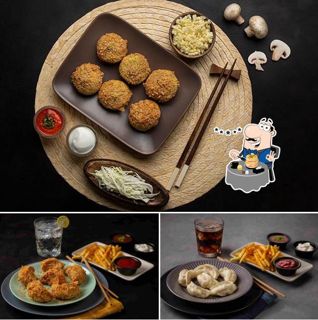 Meals at Zomoz - The Momo Company