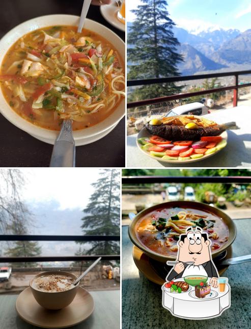Hot and sour soup at Beena's Bhojanalaya