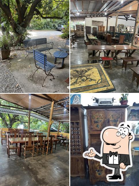 O interior do Restaurante Fogão de Minas