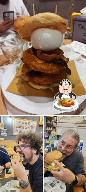 Platti al Hill's Burger & CHIPS by Antonio