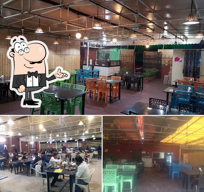 The interior of Hotel Marathashahi