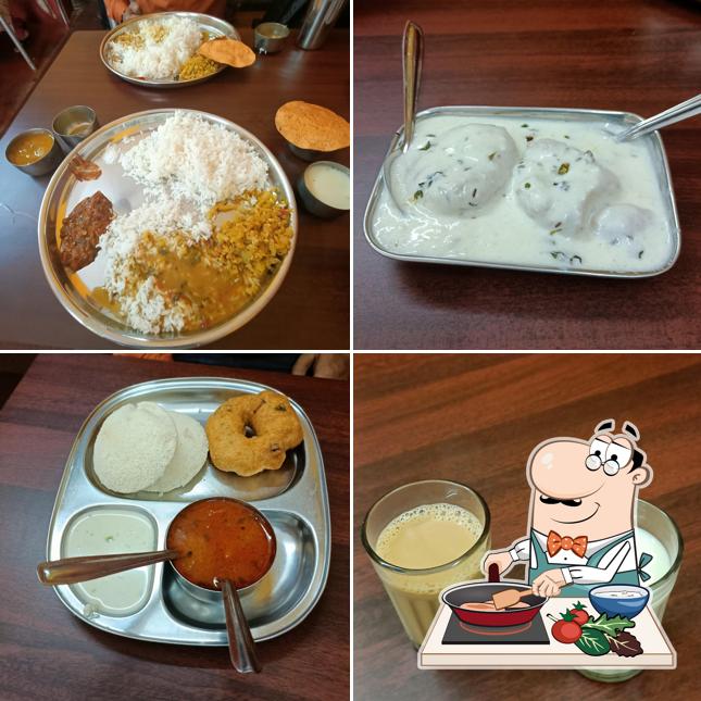 Chicken curry at Sri Durga Cafe