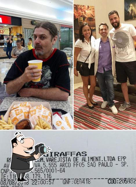 Here's an image of Giraffas Shopping Aricanduva