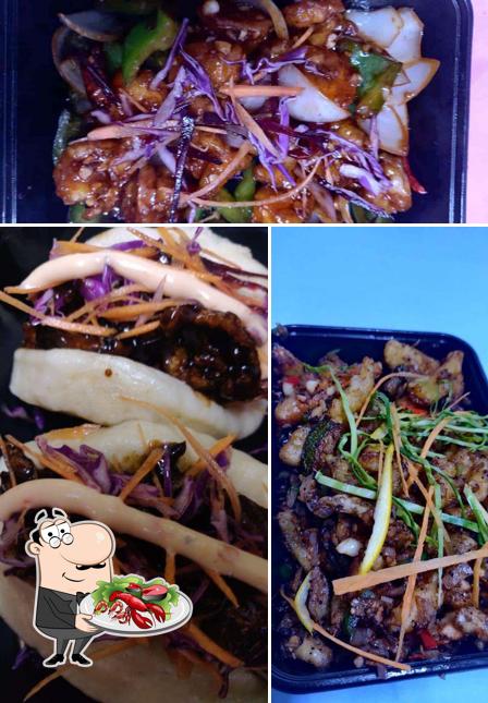 Get seafood at Hello China