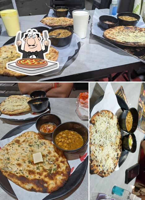 Order pizza at Sindh Punjab Kulcha house
