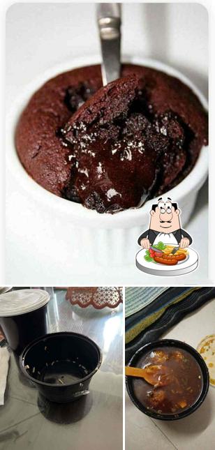 Food at Yo! China Express