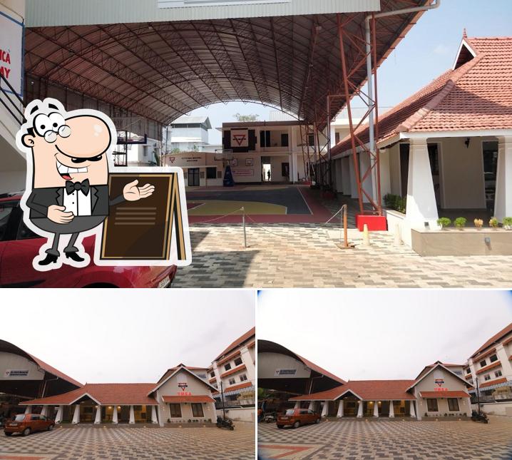 You can get some fresh air at the outside area of YMCA, Alappuzha