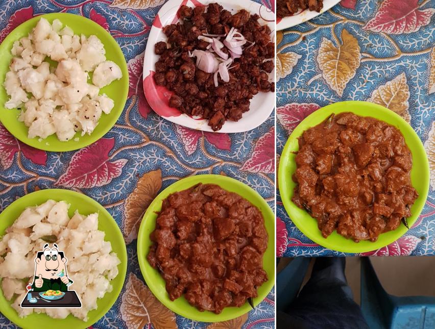 Food at Punchiri Toddy Shop