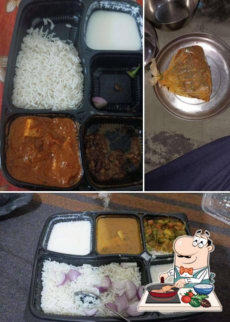 Chicken curry at Aaradhya dhaba