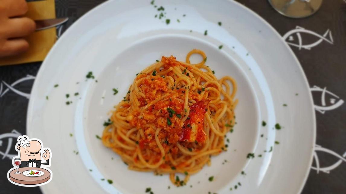 Cibo al Pescheria Lanfranchi di Via Pescheria