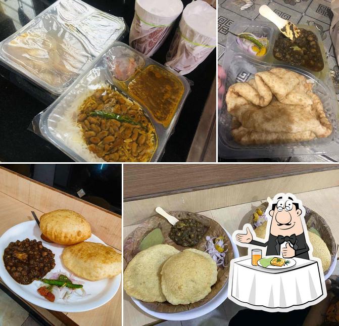 Food at Radhey Shyam Chole Bhature
