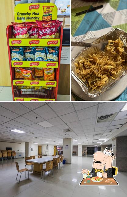 Food at Bikanervala Aggarsain Hospital