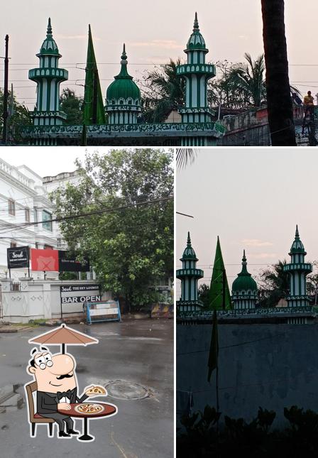 The exterior of Domino's Pizza