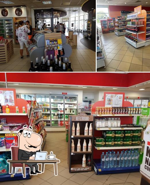 Dai un'occhiata agli interni di Petrol