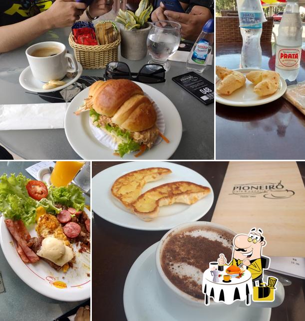 Platos en Pioneiro Café e Padaria