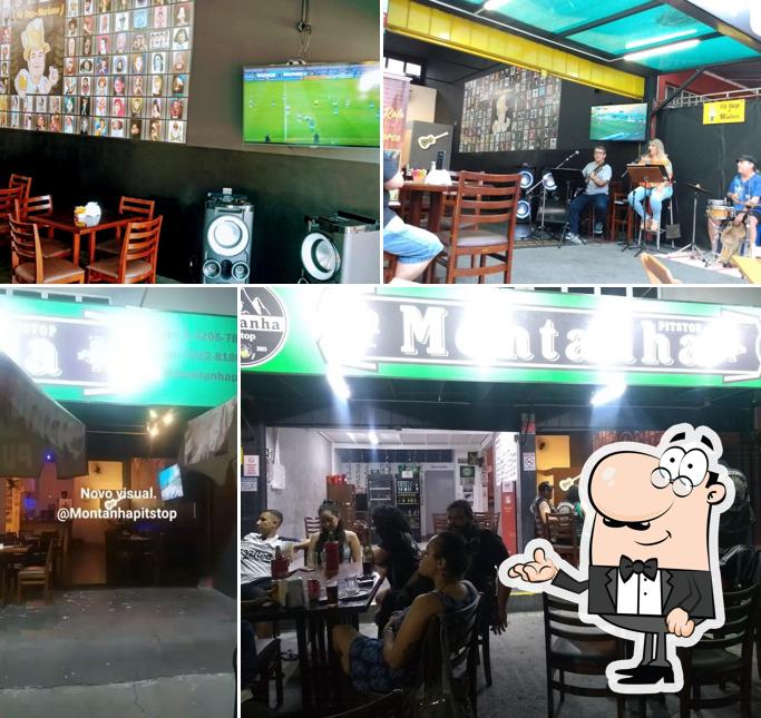 O interior do Montanha Karaoke Bar