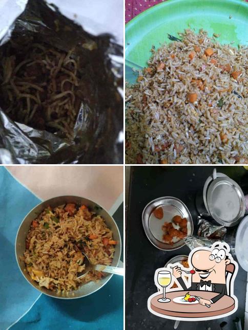 Eat Hot Chinese Fast Food