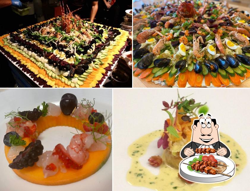 Cibo al Ristorante Voltalacarta