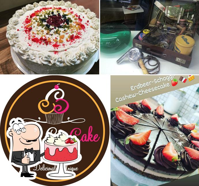 Red velvet cake al CrazyCupCake Café