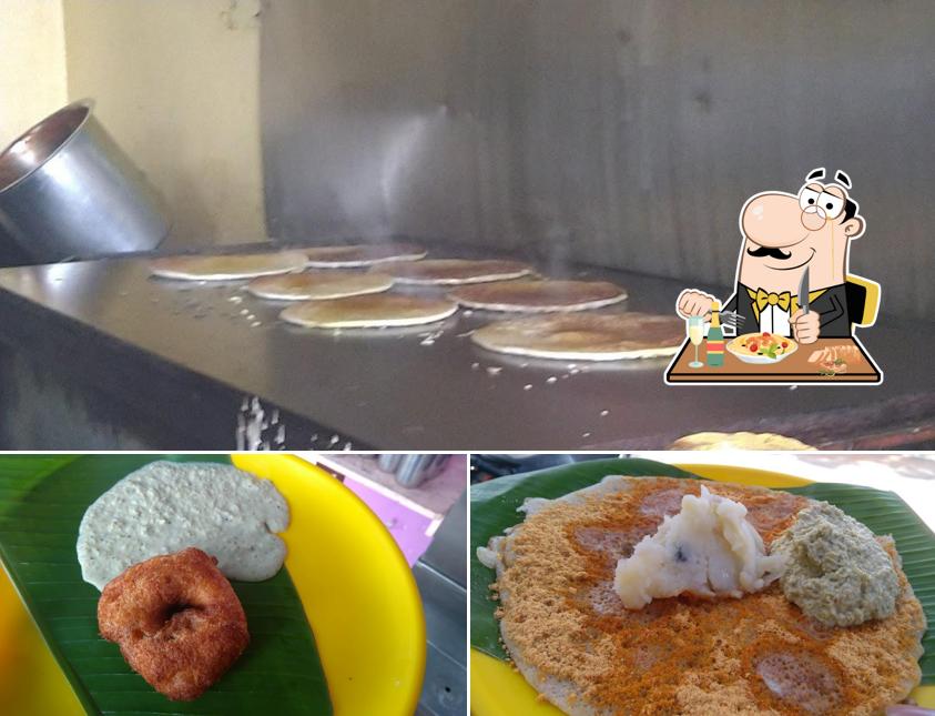 Food at (Old)Davangere Benne Dosa
