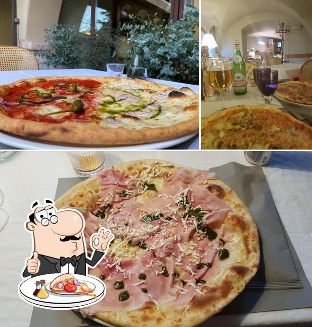 Ordina una pizza a Pizzeria Centrale